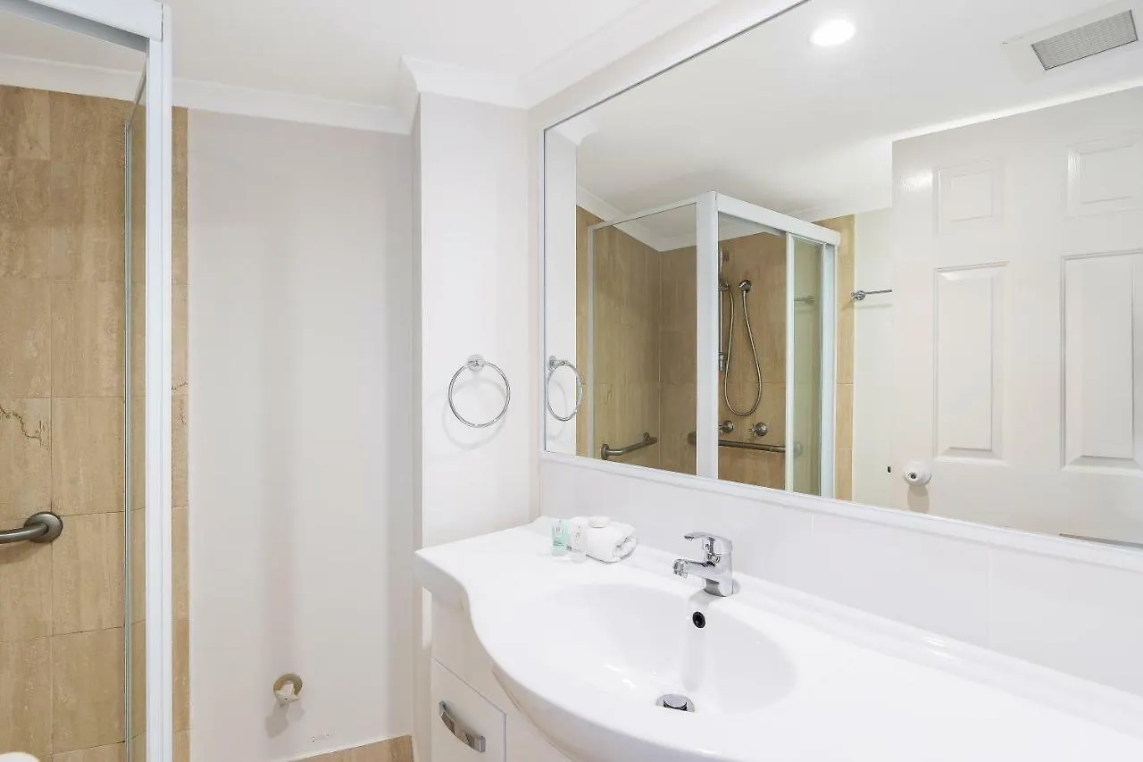 Aparthotel 19Th Avenue On The Beach Gold Coast